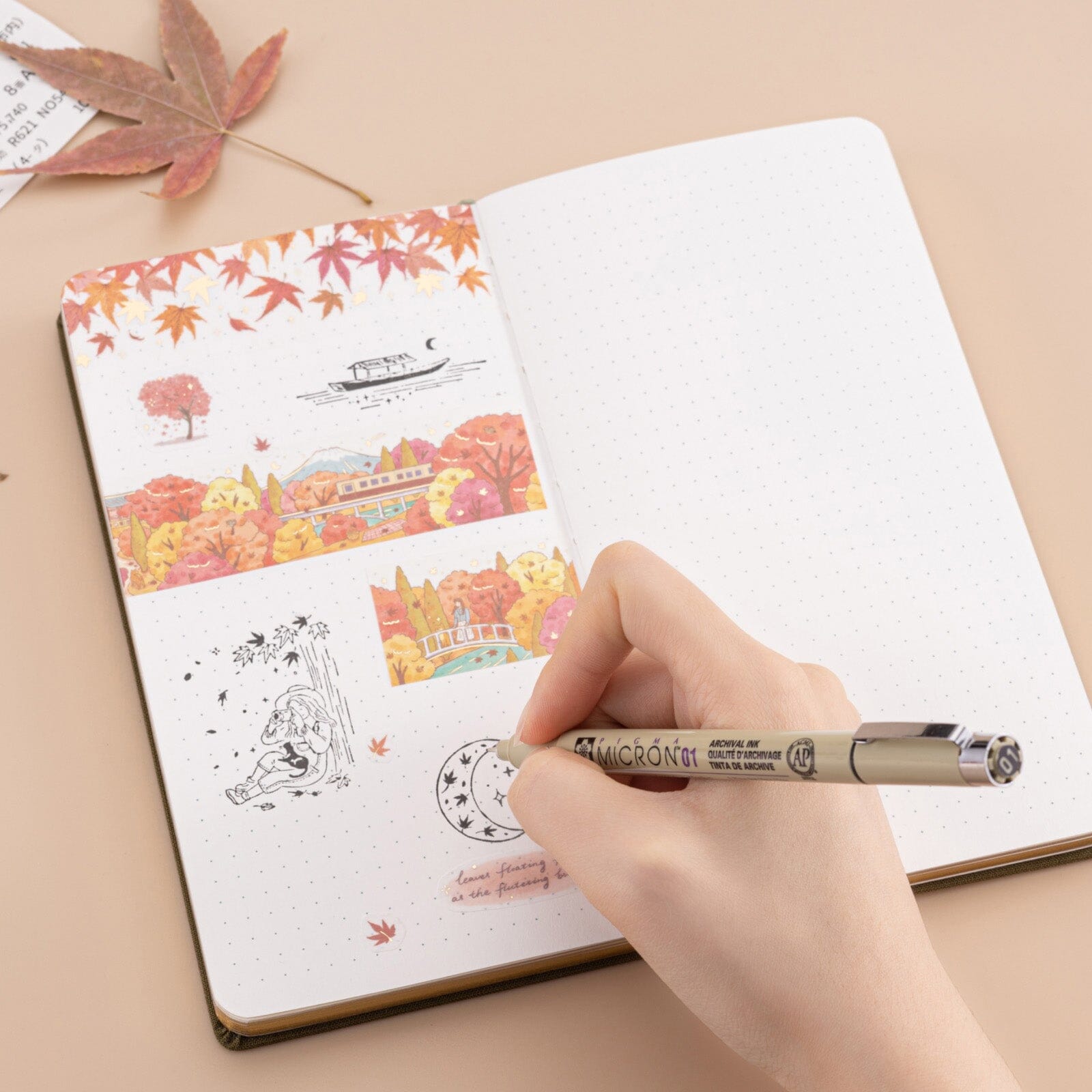 Tsuki 'Maple Journey' Travel Notebook ☾
