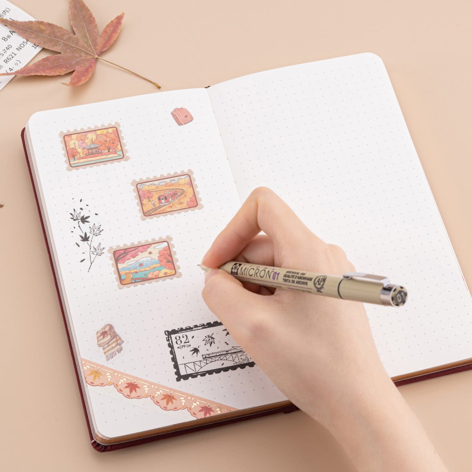 Tsuki 'Maple Sail' Travel Notebook ☾