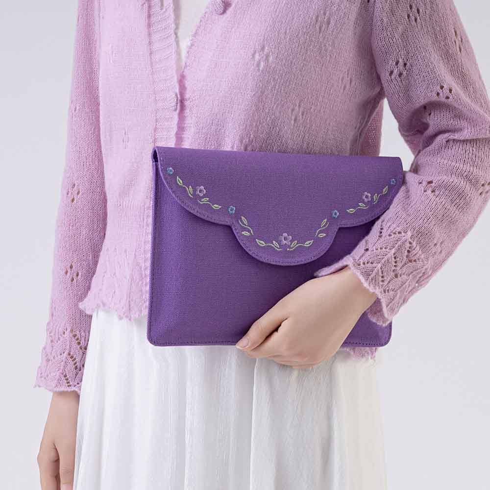 Tsuki 'Enchanted Garden' Notebook Pouch ☾