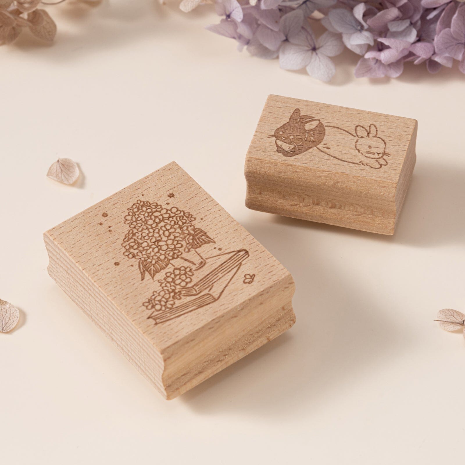 Hinoki - 'Into the Summer' Engraved Wooden Stamp Set